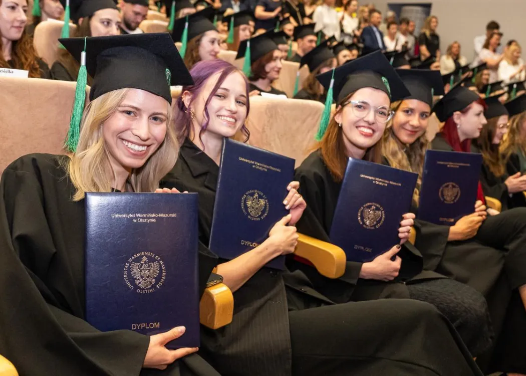 Uroczystość wręczenia dyplomów na WMW