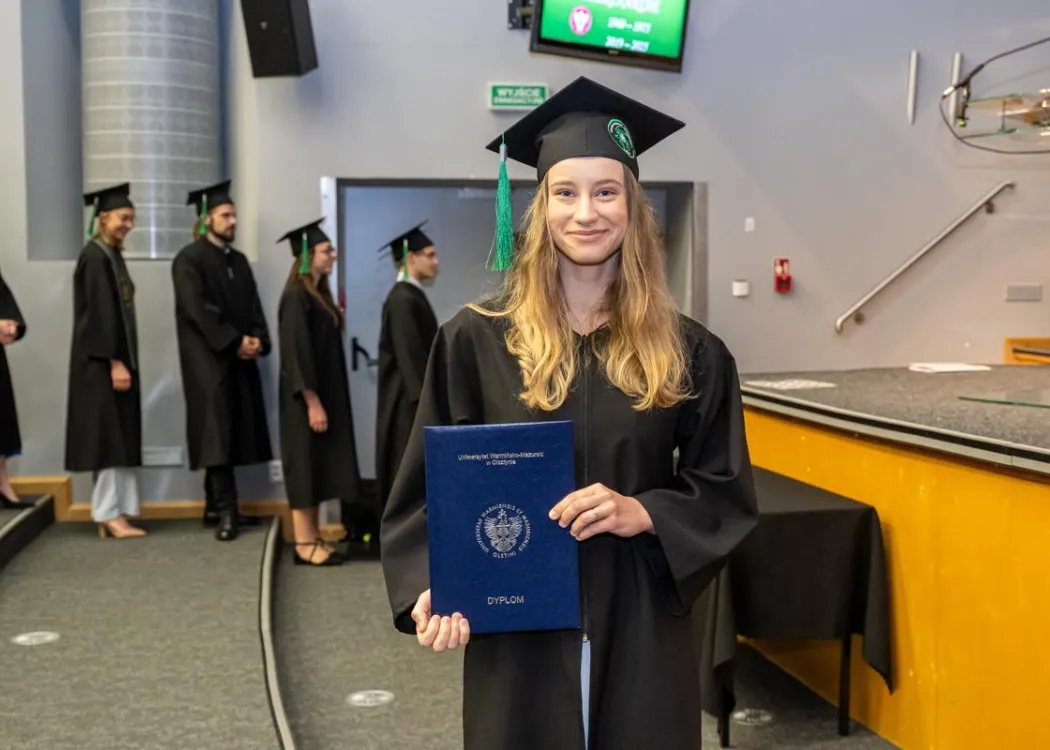 Uroczystość wręczenia dyplomów na WMW