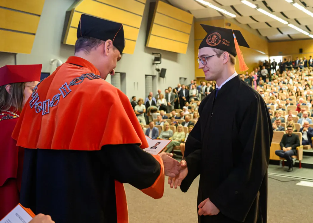 absolutorium kierunku lekarskiego UWM