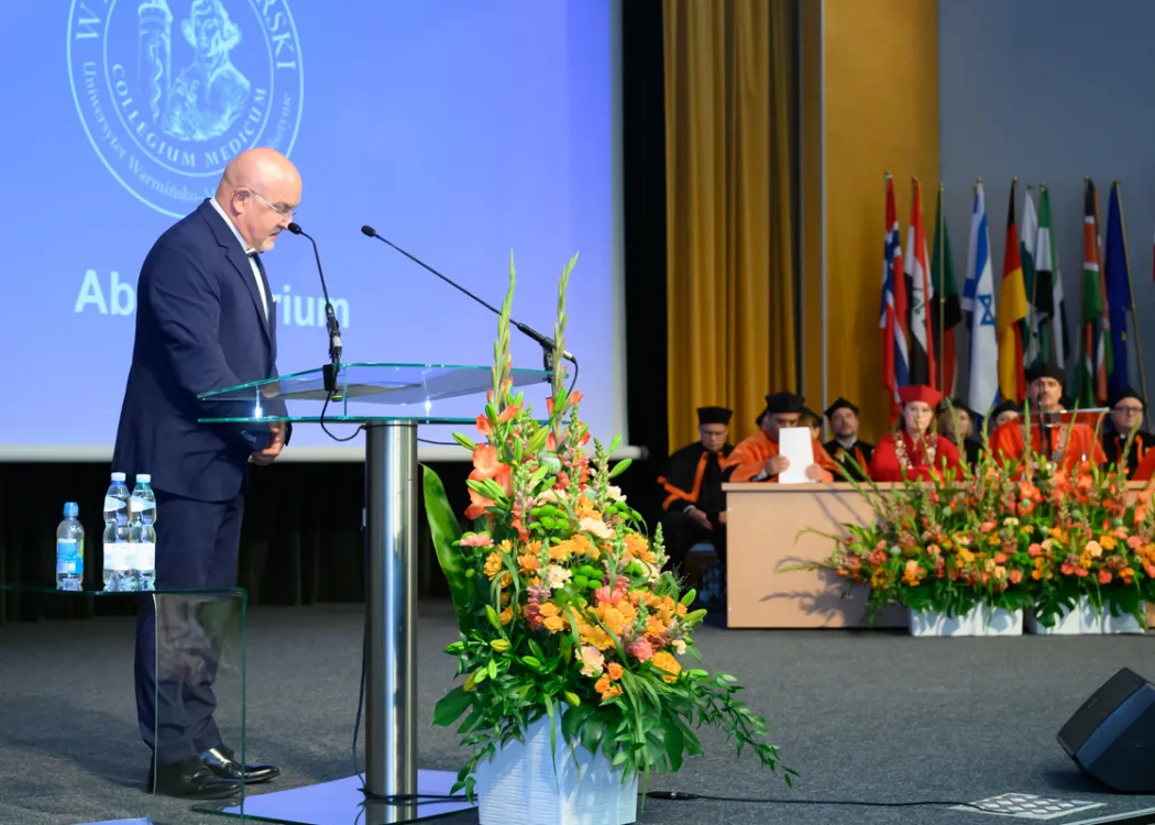 absolutorium kierunku lekarskiego UWM