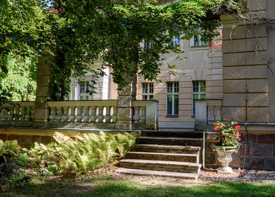 palac w lezanach