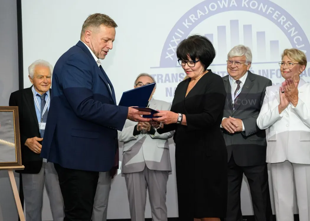 Konferencja rzeczoznawców majątkowych - wręczenie odznaczenia