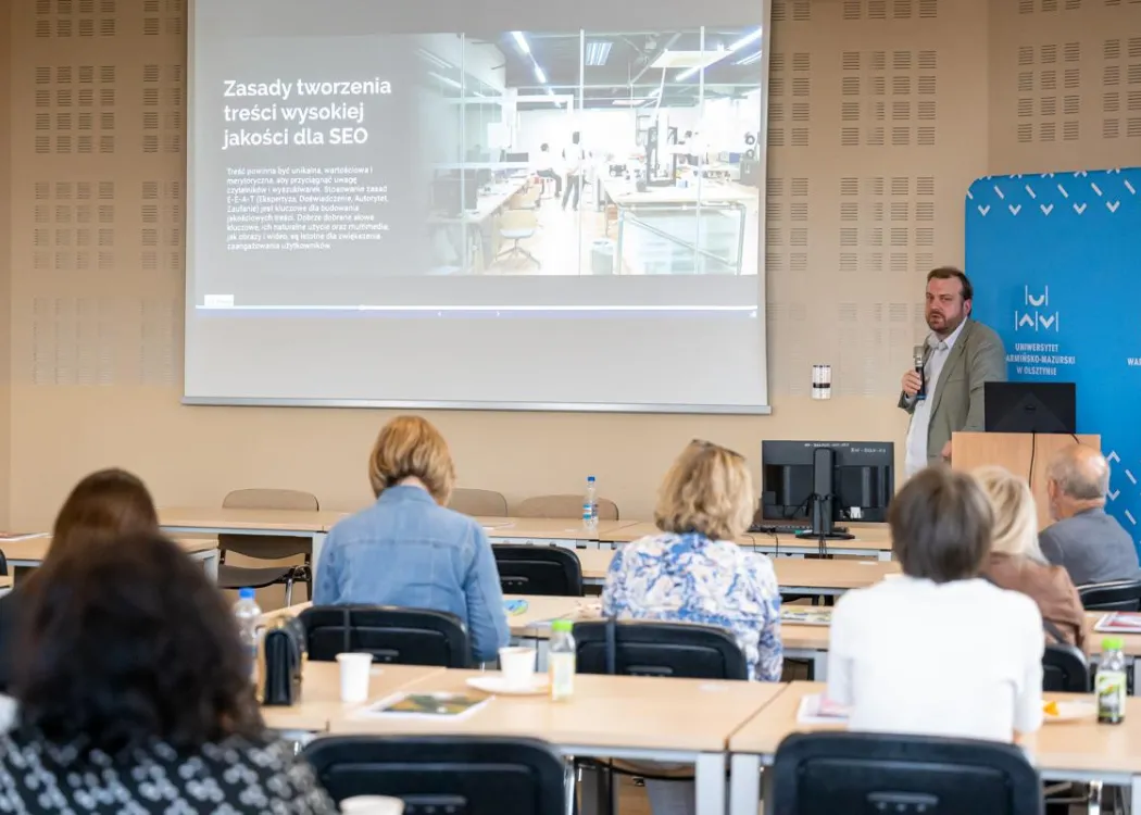 Konferencja redaktorów: wystąpienie dyrektora Centrum Marketingu i Mediów Michała Orłowskiego