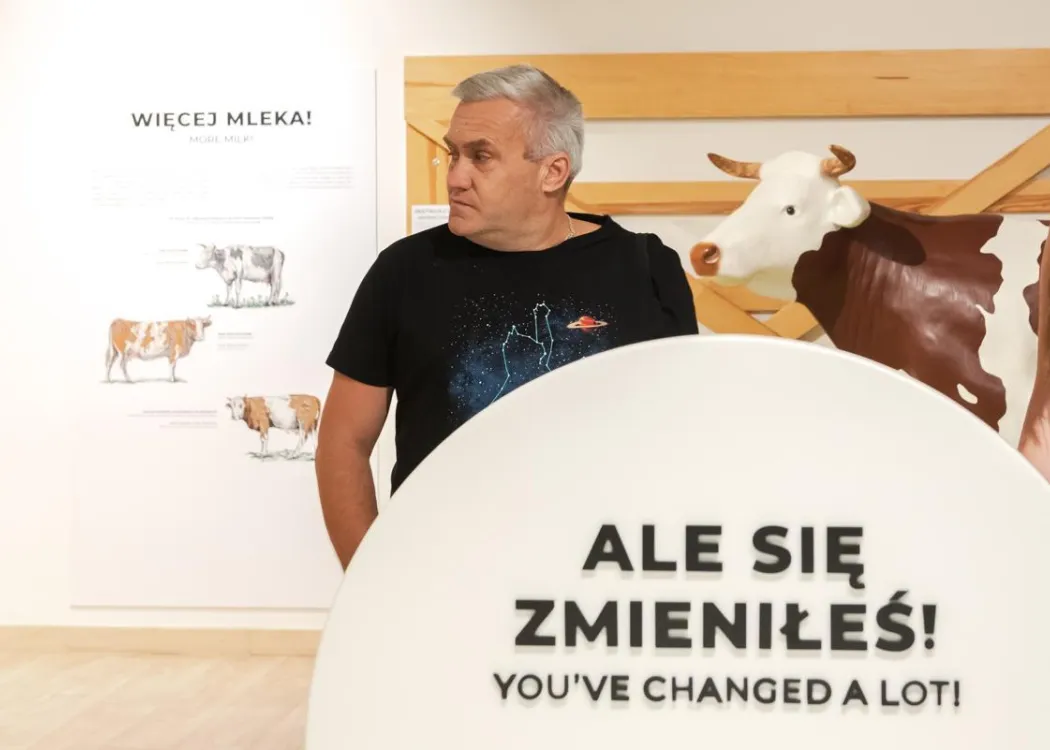 Konferencja redaktorów: uczestnik zwiedza Kortosferę