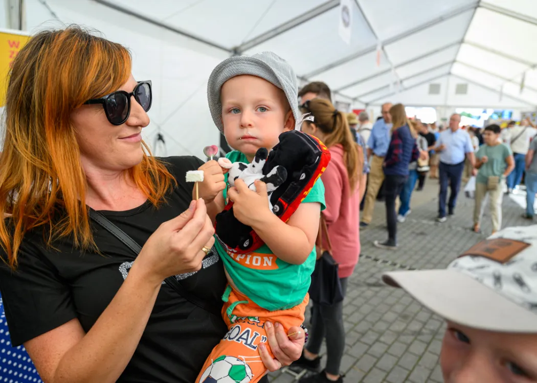 Święto Sera 2025: Kobieta z dzieckiem 