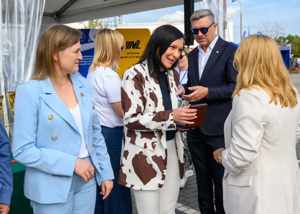 Święto Sera 2025: wręczanie pamiątkowych wyróżnień