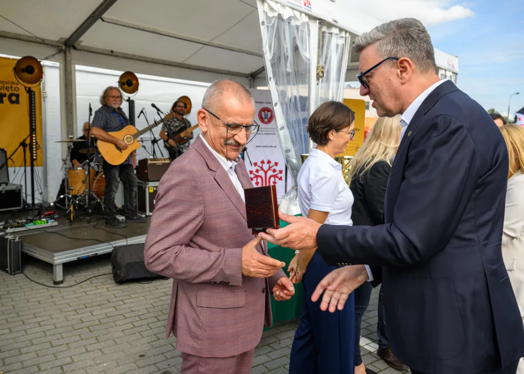 Święto Sera 2025: wręczanie pamiątkowych wyróżnień