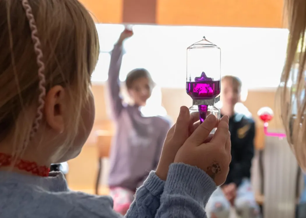 Olsztyńskie Dni Nauki i Sztuki 2025: eksperyment podczas warsztatów