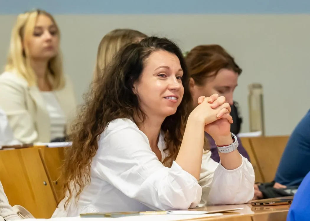 Konferencja SZP o rozszczepie wargi: uczestnicy siedzą