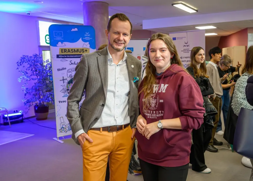 Student EXPO 2025: dr Tomasz Wierzejski i Iwona Pająk 