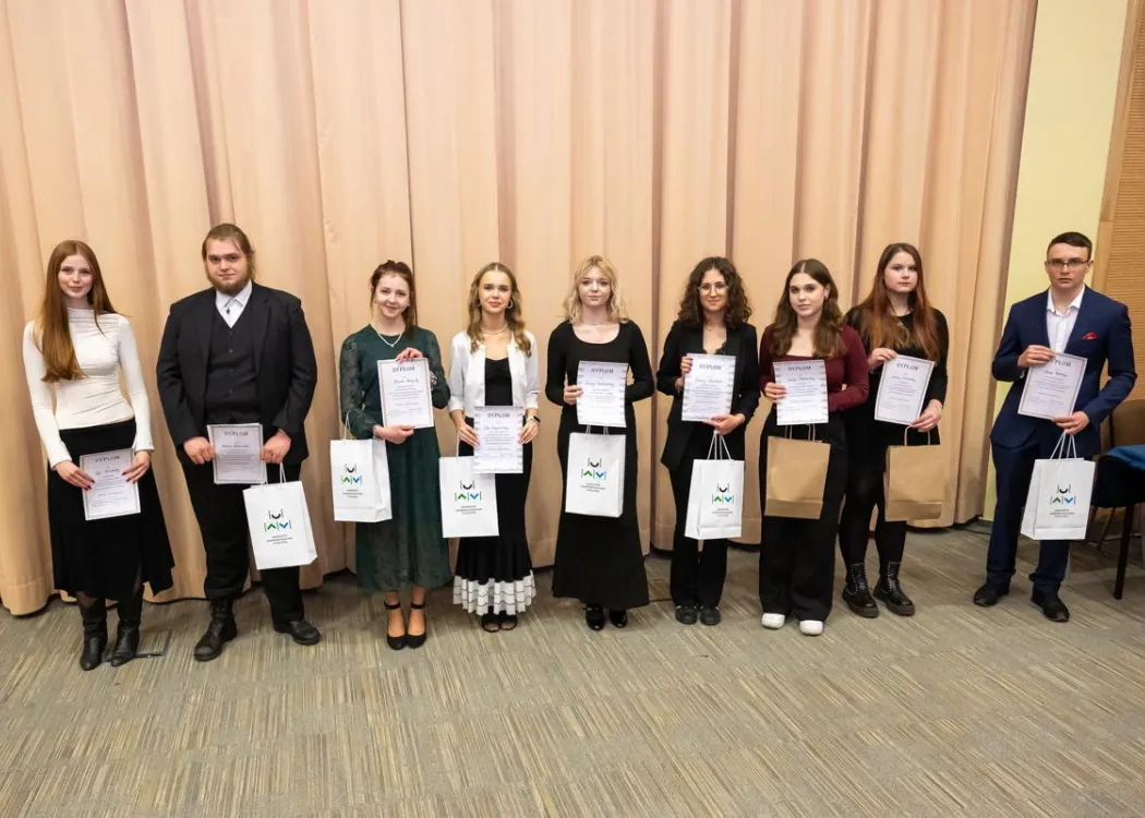 Laureaci X edycji konkursu recytatorskiego Polska poezja XX i XXI wieku 