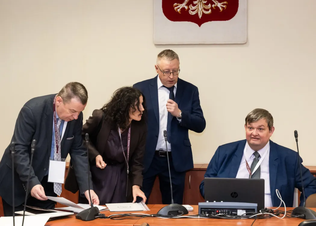 uczestnicy konferencji "Życie prywatne Polaków w XIX w." 