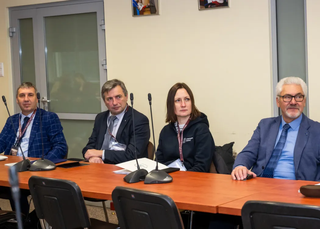 uczestnicy konferencji "Życie prywatne Polaków w XIX w." 