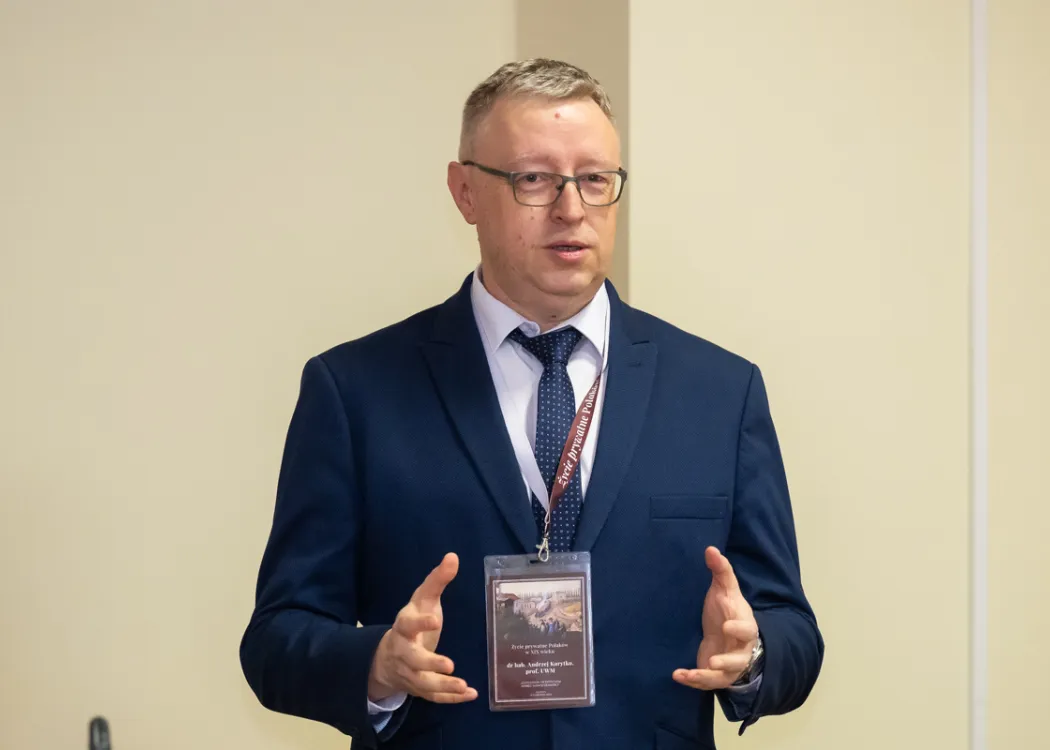 uczestnicy konferencji "Życie prywatne Polaków w XIX w." 