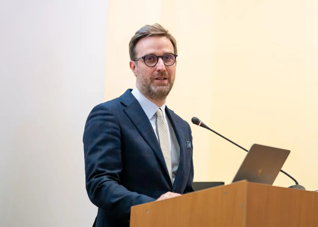 Prof. Pawlak przemawia