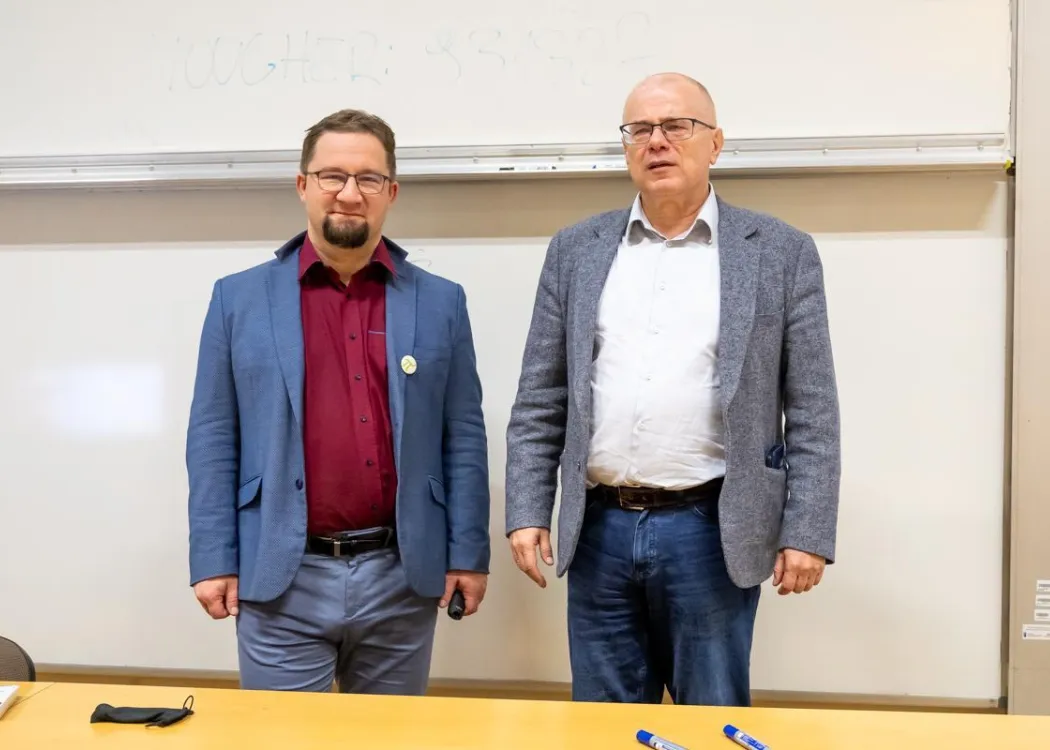 Bartosz Naskręcki i dziekan WMiI