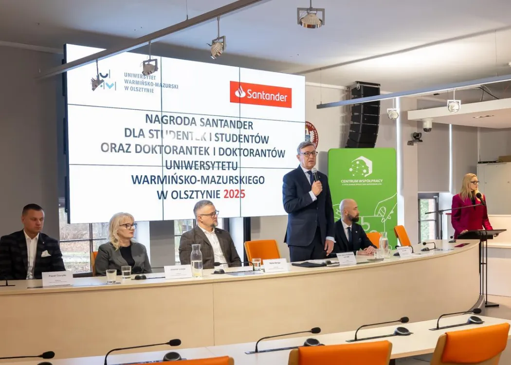 Nagrody Santander 2025: rektor UWM przemawia podczas uroczystości rozdania nagród Santander