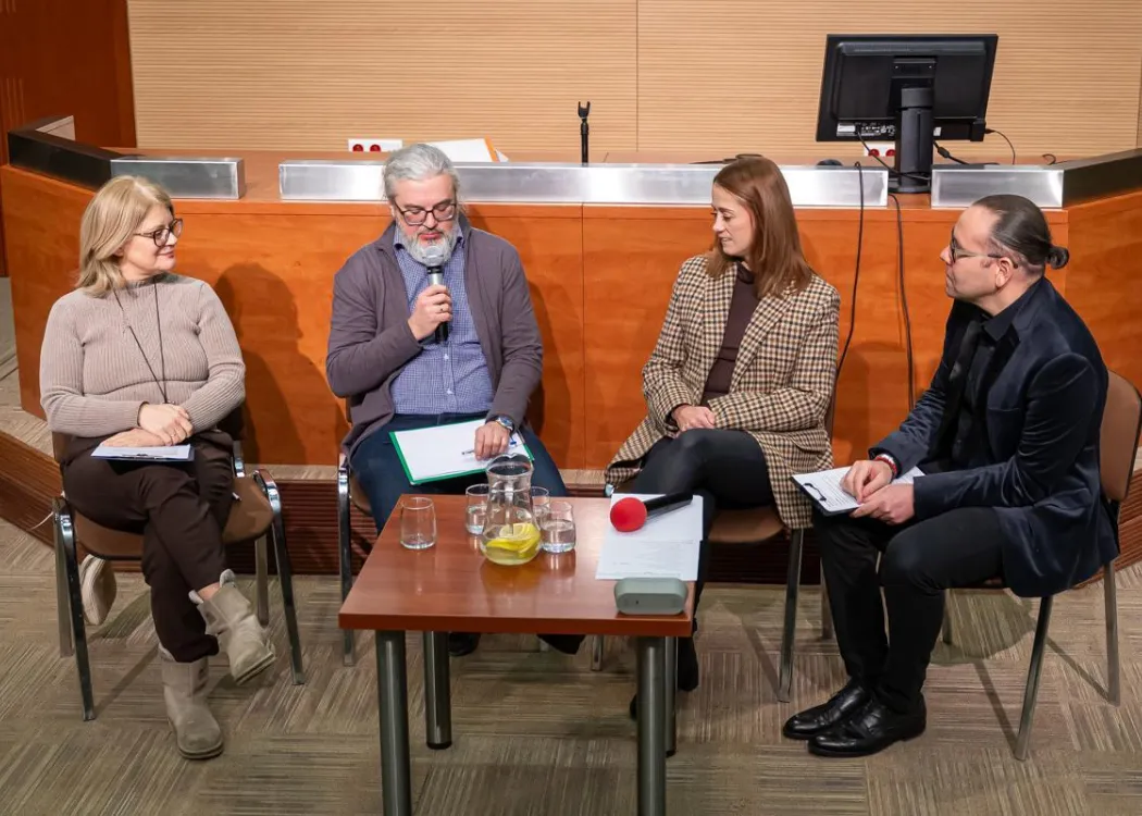 Uczestnicy debaty Human w digitalu 