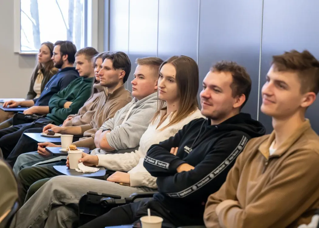 Konferencja rynek pracy dla leśnika 2025: publiczność siedzi na sali podczas konferencji 