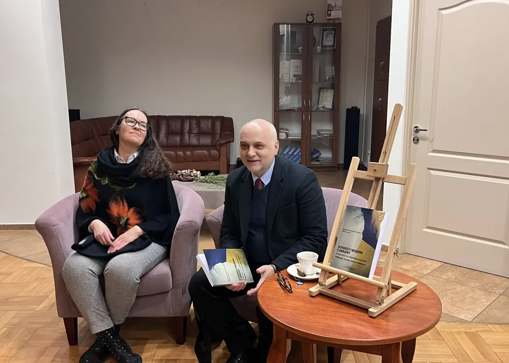 Prof. Melnyk i jedna z autorek