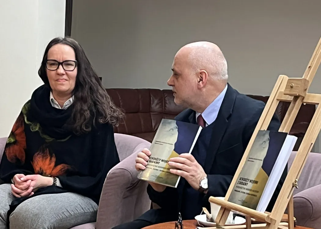 Prof. Melnyk i jedna z autorek