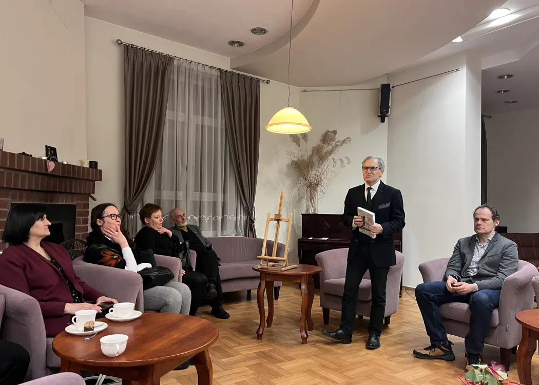 Prof. Sokołowski przemawia do uczestników