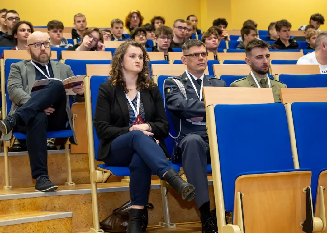 Uczestnicy Regionalnego Forum Cyberbezpieczeństwa 