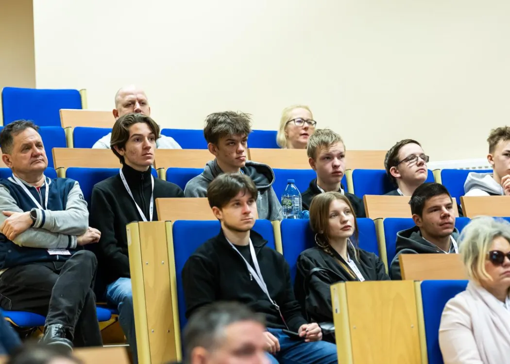 Uczestnicy Regionalnego Forum Cyberbezpieczeństwa 