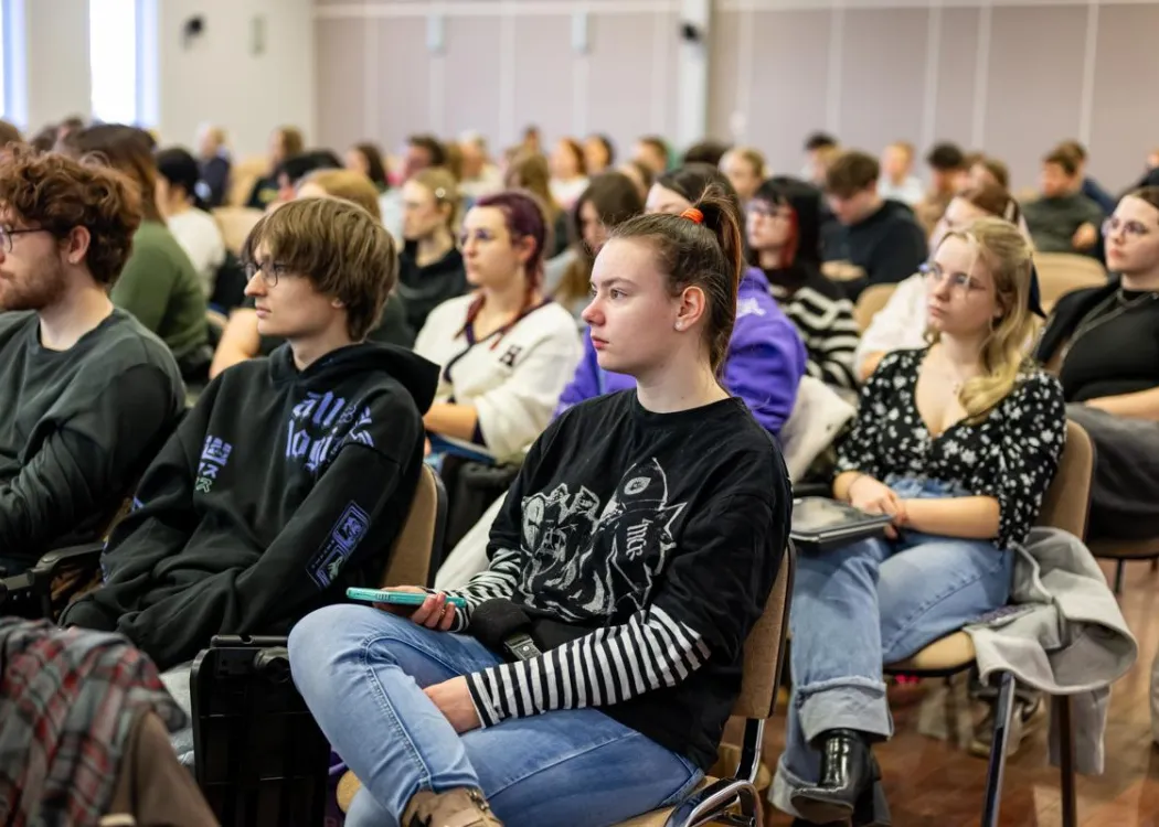 Publiczność podczas spotkania z cyklu Naukowe środy na UWM