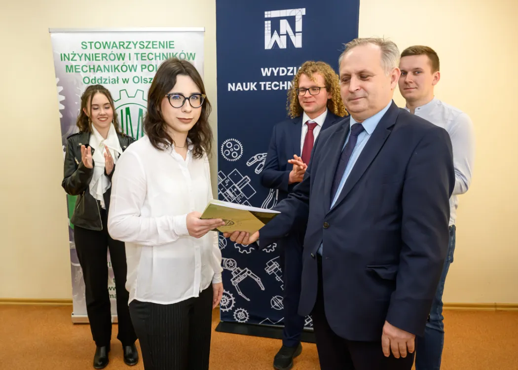 nagrodzeni przez SIMP