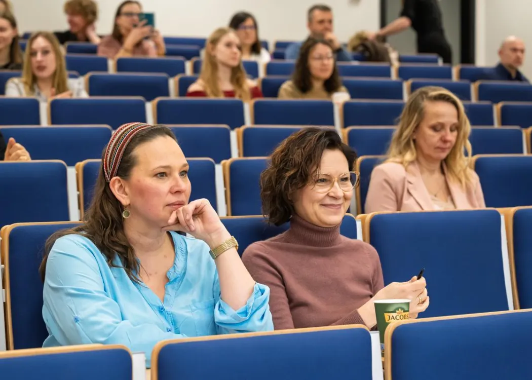 Uczestnicy seminarium Wykorzenieni 