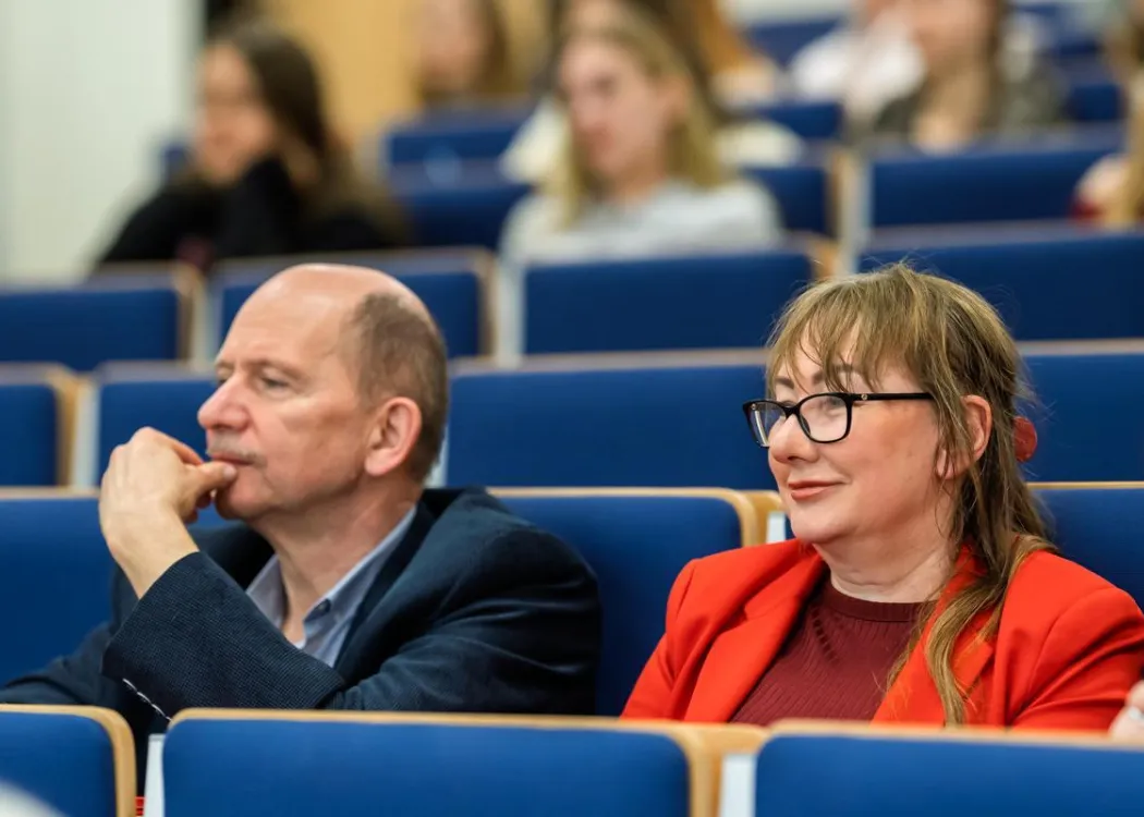 Uczestnicy seminarium Wykorzenieni 