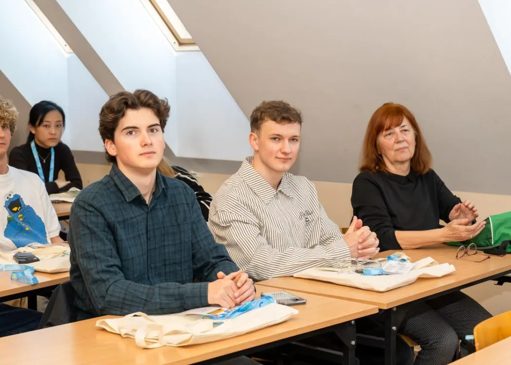 BIP na Wydziale Geoinżynierii UWM: uczestnicy podczas zajęć w ramach kursu