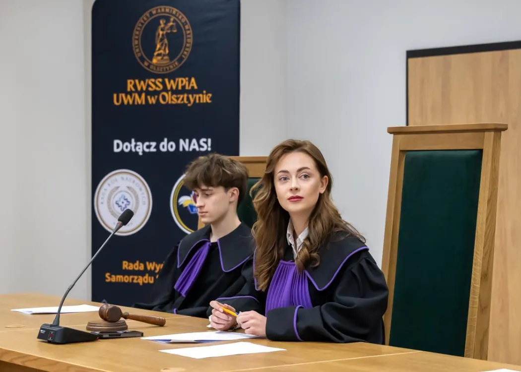 Dzień Otwarty UWM 2026: studenci prawa podczas warsztatów