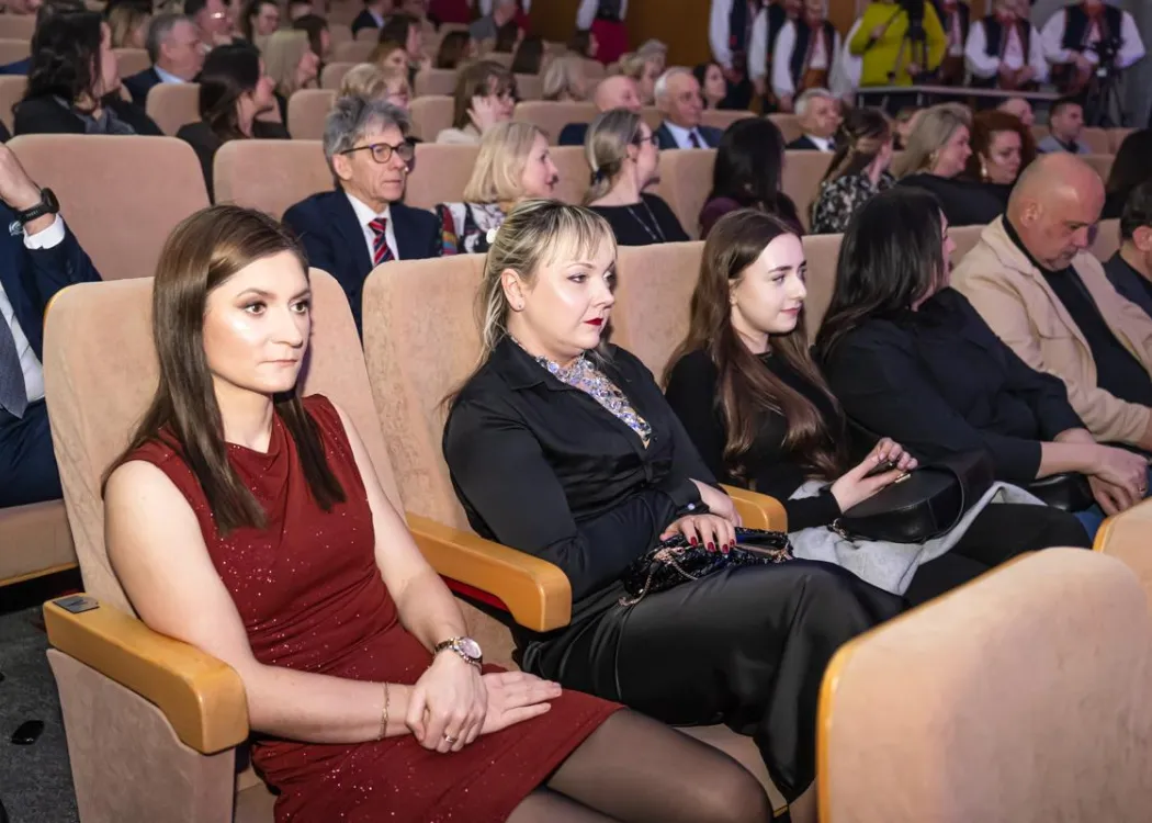 Gala Skrzydła Warmii i Mazur: goście gali siedzą