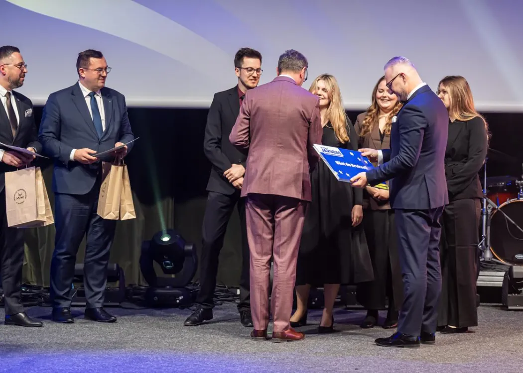 Gala Skrzydła Warmii i Mazur: organizatorzy wręczają studentom nagrody