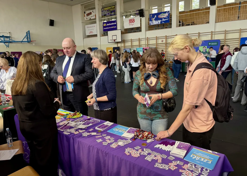 Giełda pomysłów na życie 2026: jedno ze stoisk UWM