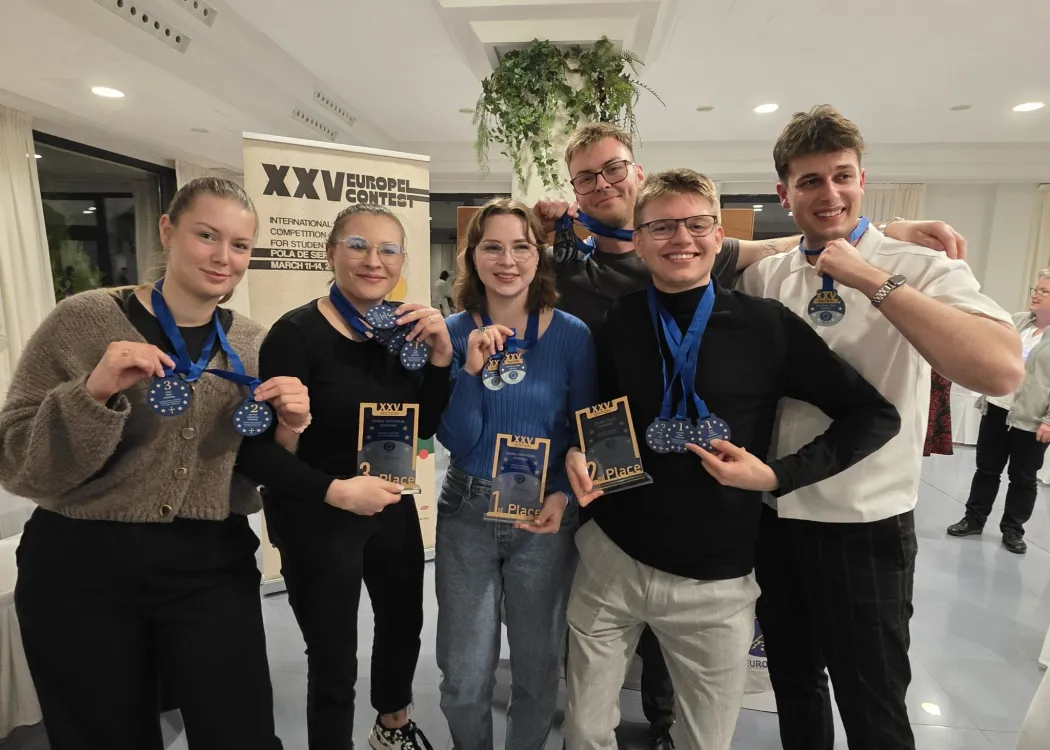 studenci Wydziału Nauki o Żywności, którzy wzięli udział w Europejskim Konkursie Sensorycznym EUROPEL