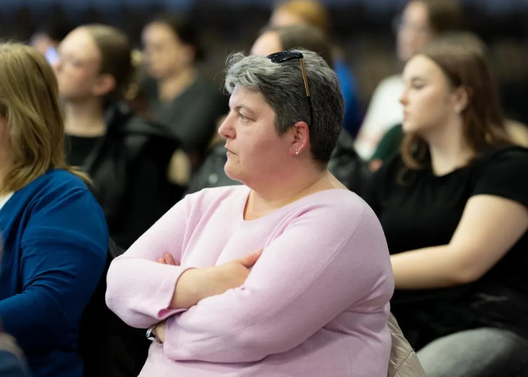 Naukowe Środy na UWM: uczestniczka wykładu