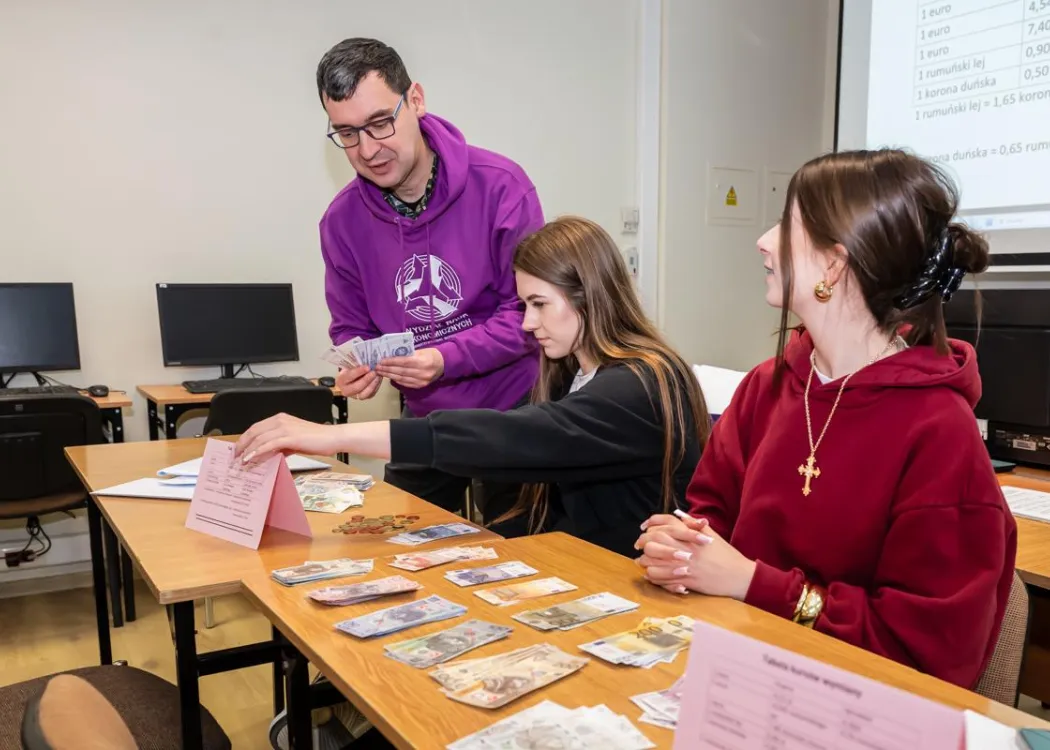 Uczestnicy dnia z ekonomią - warsztaty