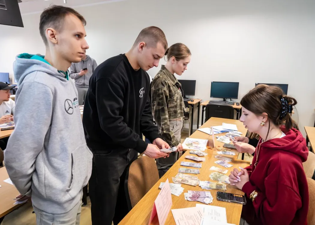 Uczestnicy dnia z ekonomią - warsztaty