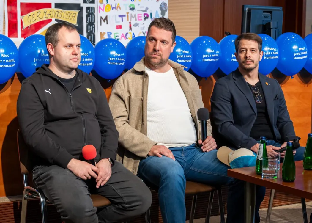 Debata "Human w digitalu" 2026: uczestnicy podczas debaty 