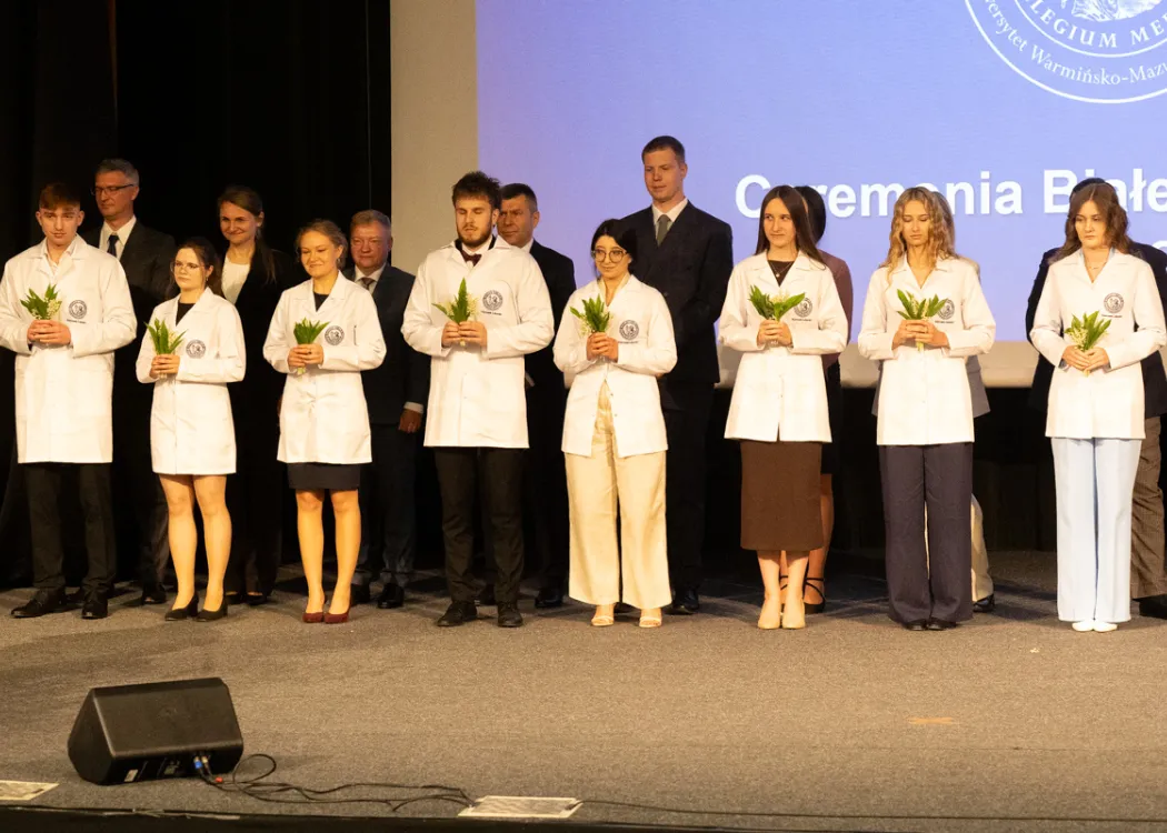 Biały Fartuch 2026 na UWM: studenci i mentorzy na scenie