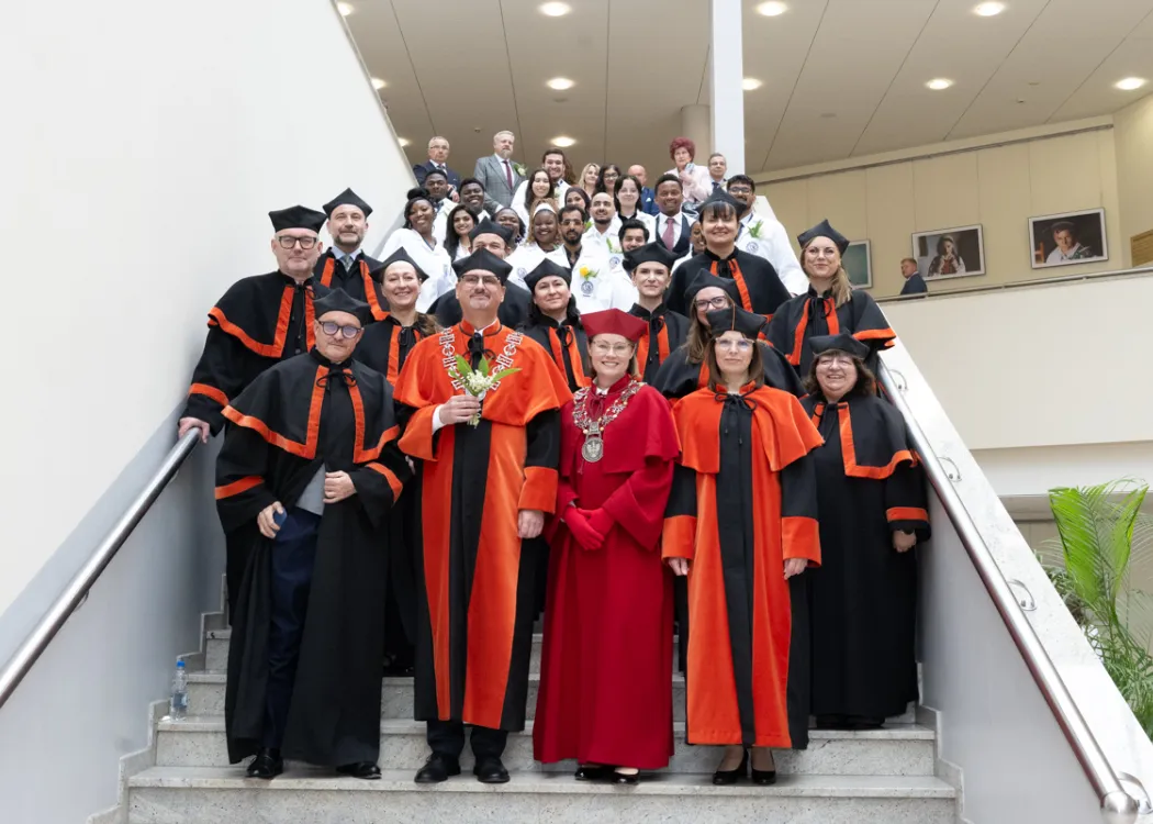 Biały Fartuch 2026 na UWM: studenci i mentorzy na scenie