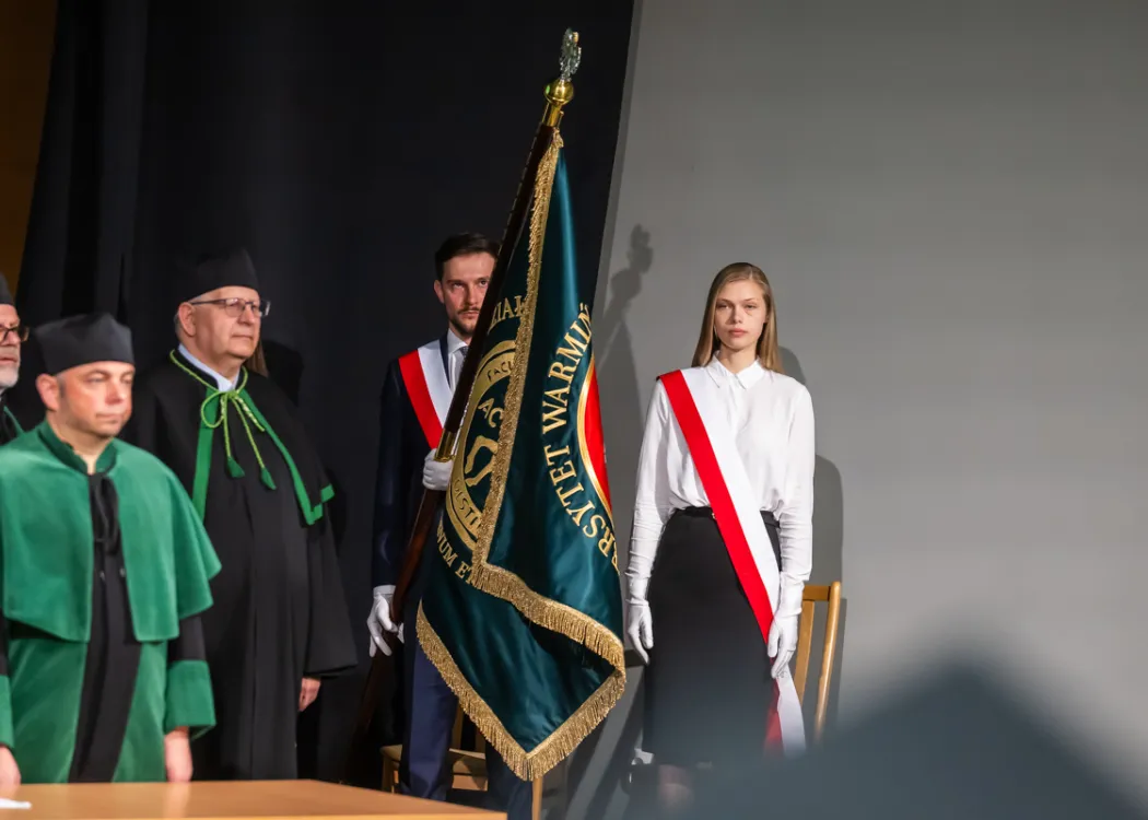 rozdanie dyplomów na Wydziale Medycyny Weterynaryjnej UWM
