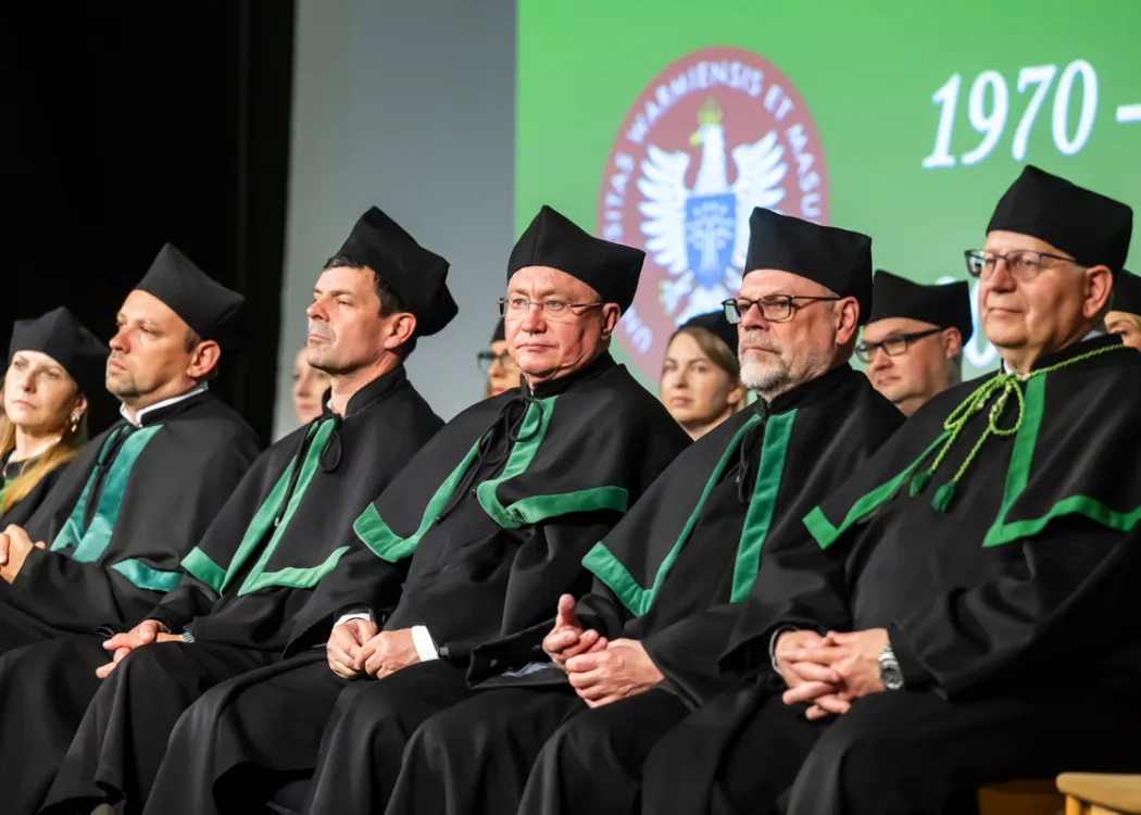 rozdanie dyplomów na Wydziale Medycyny Weterynaryjnej UWM
