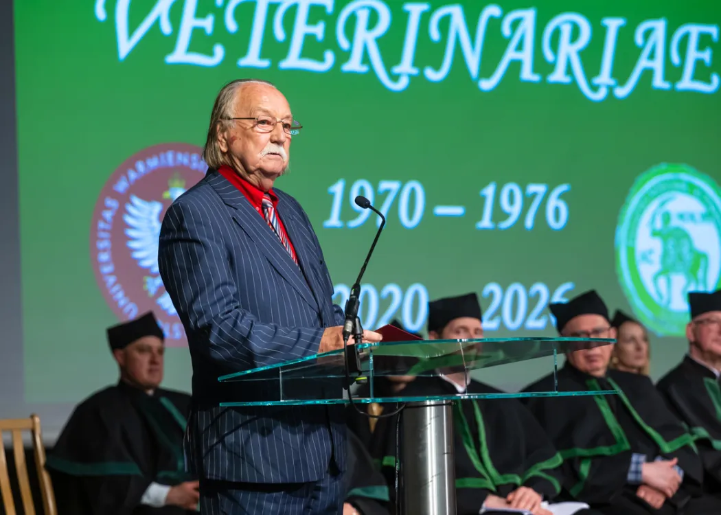 rozdanie dyplomów na Wydziale Medycyny Weterynaryjnej UWM
