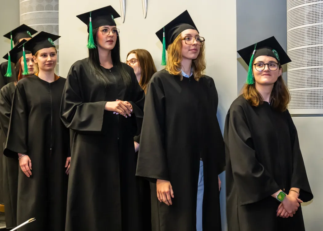 rozdanie dyplomów na Wydziale Medycyny Weterynaryjnej UWM