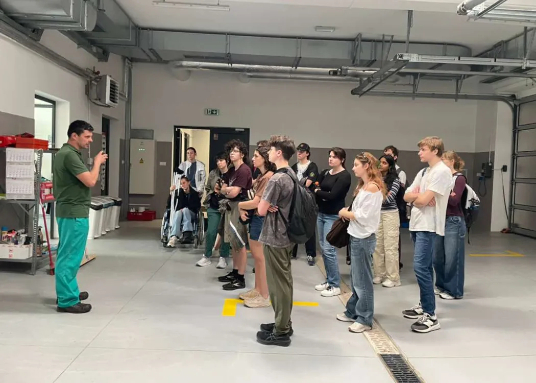 Studenci z University of Georgia podczas wizyty na Wydziale Medycyny Weterynaryjnej 