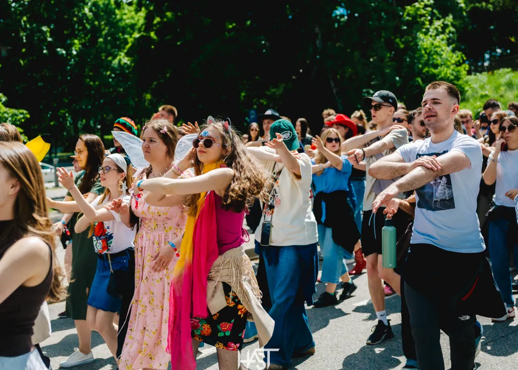 Kortowiada 2026: studenci tańczą makarenę